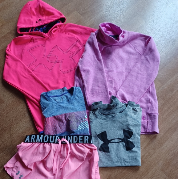 Under Armour lot girls size large 5 pc.set shorts, shirts, hoodies - Picture 1 of 7